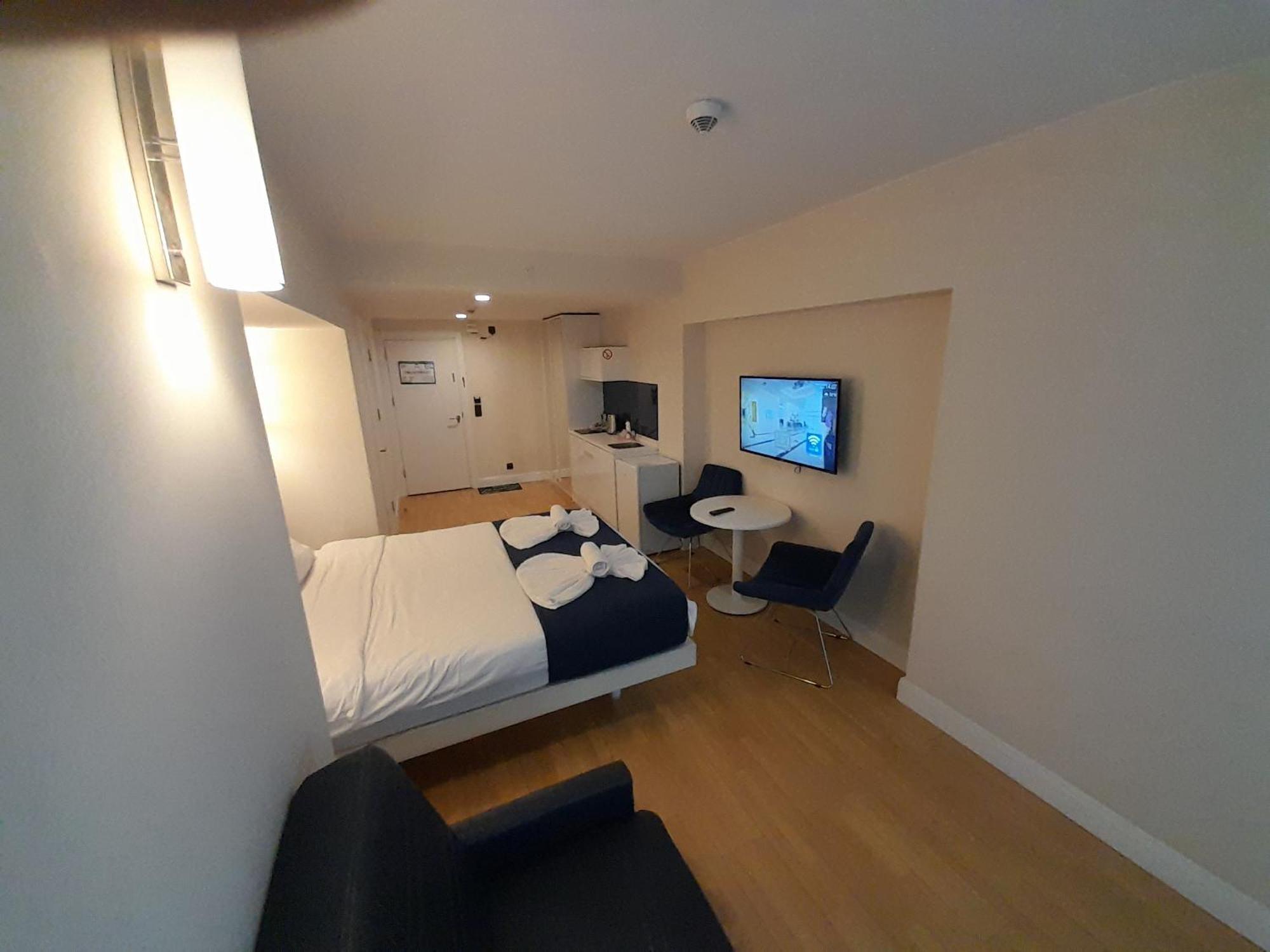 باتومي Smart Aparthotel Orbi City الغرفة الصورة