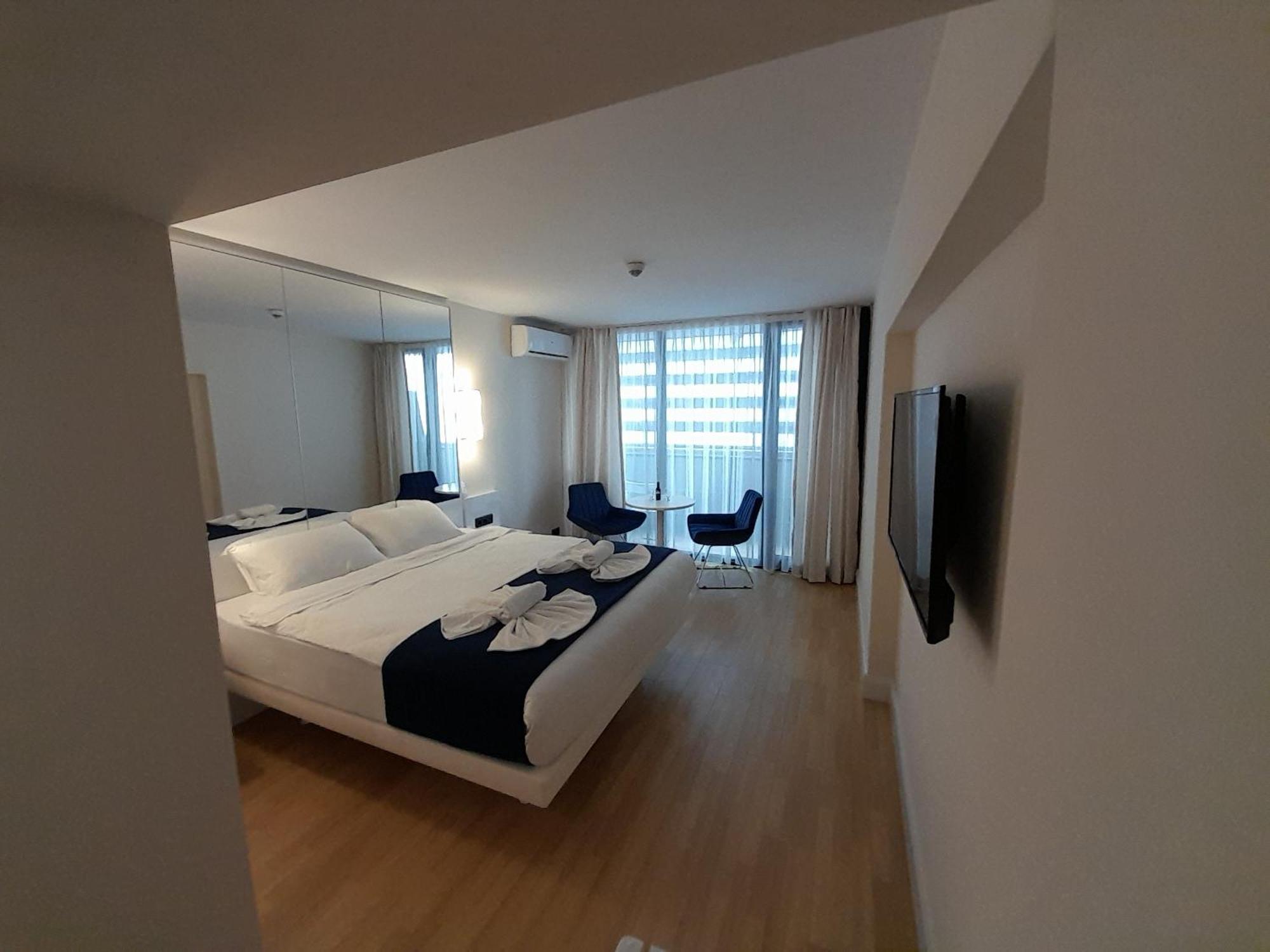 باتومي Smart Aparthotel Orbi City الغرفة الصورة