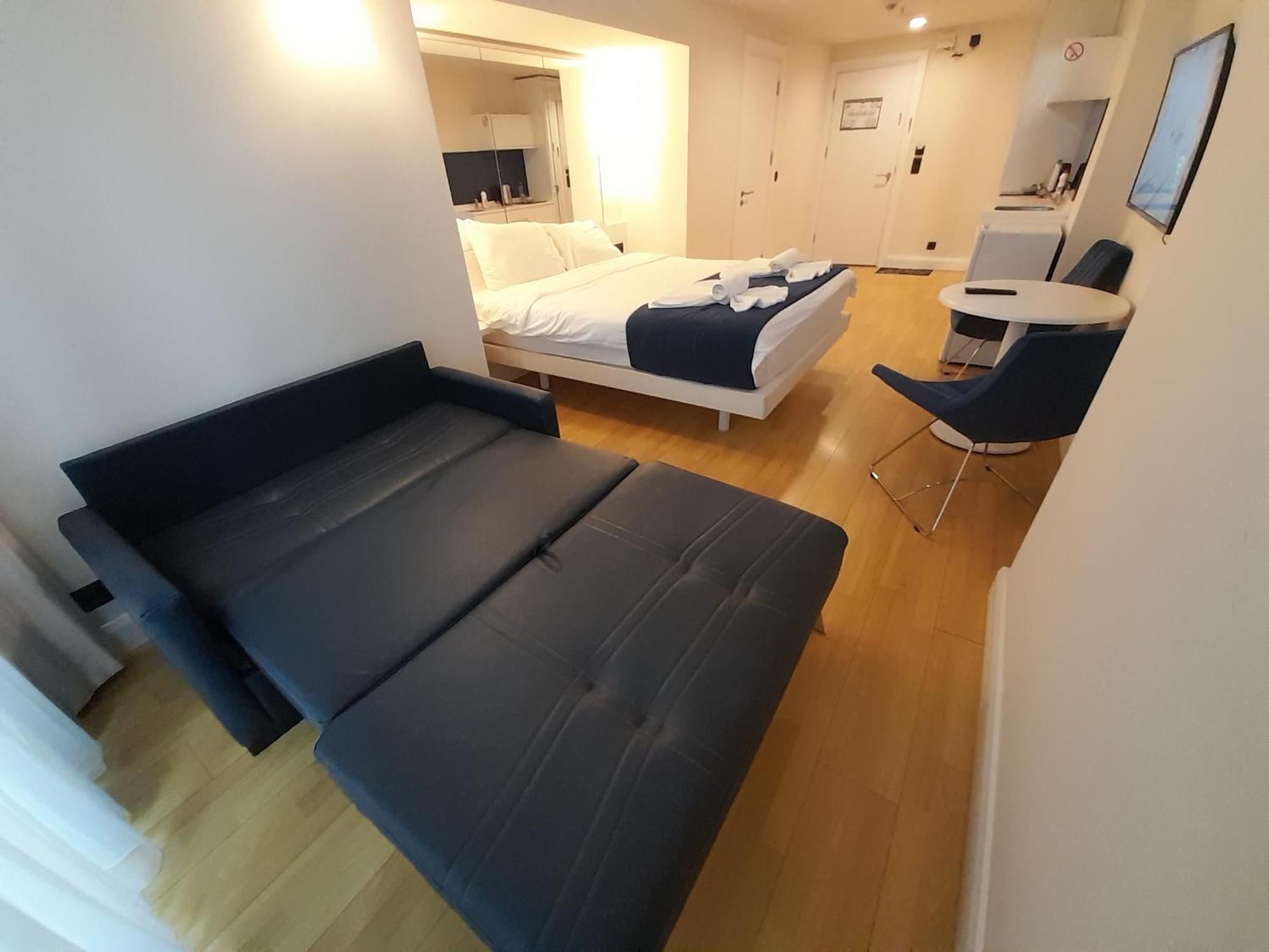 باتومي Smart Aparthotel Orbi City الغرفة الصورة
